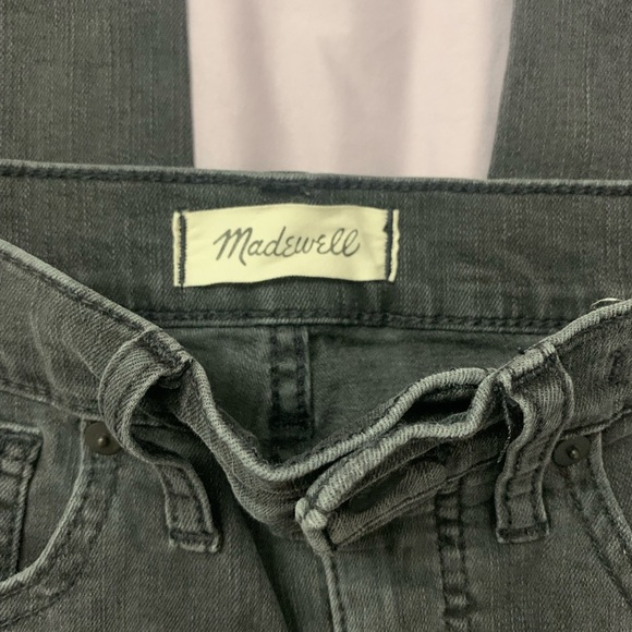 Madewell Stovepipe Jeans in Banberry wash: raw hem edition - Picture 3 of 5